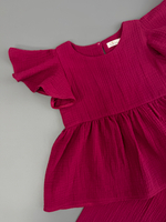 Костюм из муслина топ с крылышками и брюки «Брусника»