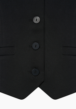 Жилет приталенный