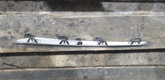 Молдинг решетки радиатора Mercedes CLA (C117) 13-19 Б/У Оригинал A1178851021