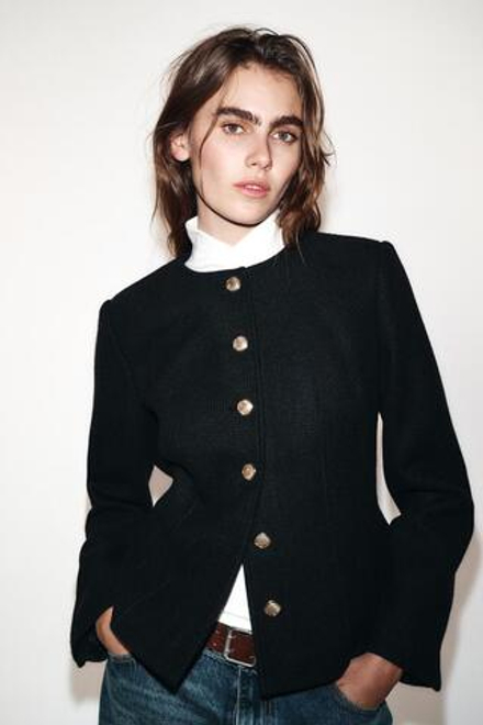 ZARA БЛЕЙЗЕР ОБЛЕГАЮЩЕГО КРОЯ С КРУГЛЫМ ВЫРЕЗОМ, ЧЕРНЫЙ