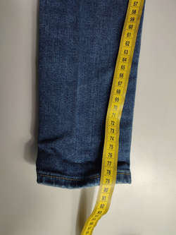 Джинсы Levis классические, маркировка 25, визуально на 40 размер