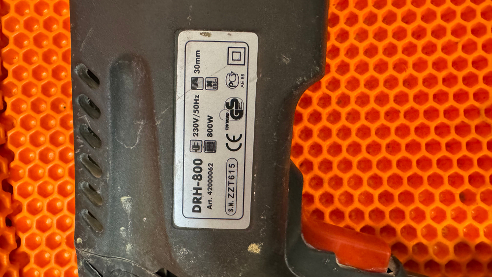 Перфоратор Defort drh-800n-k