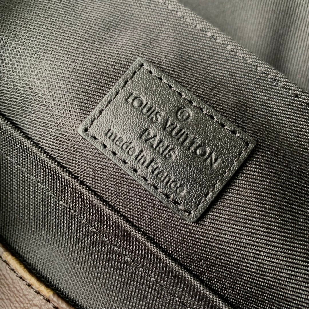 Louis Vuitton Trail Messenger