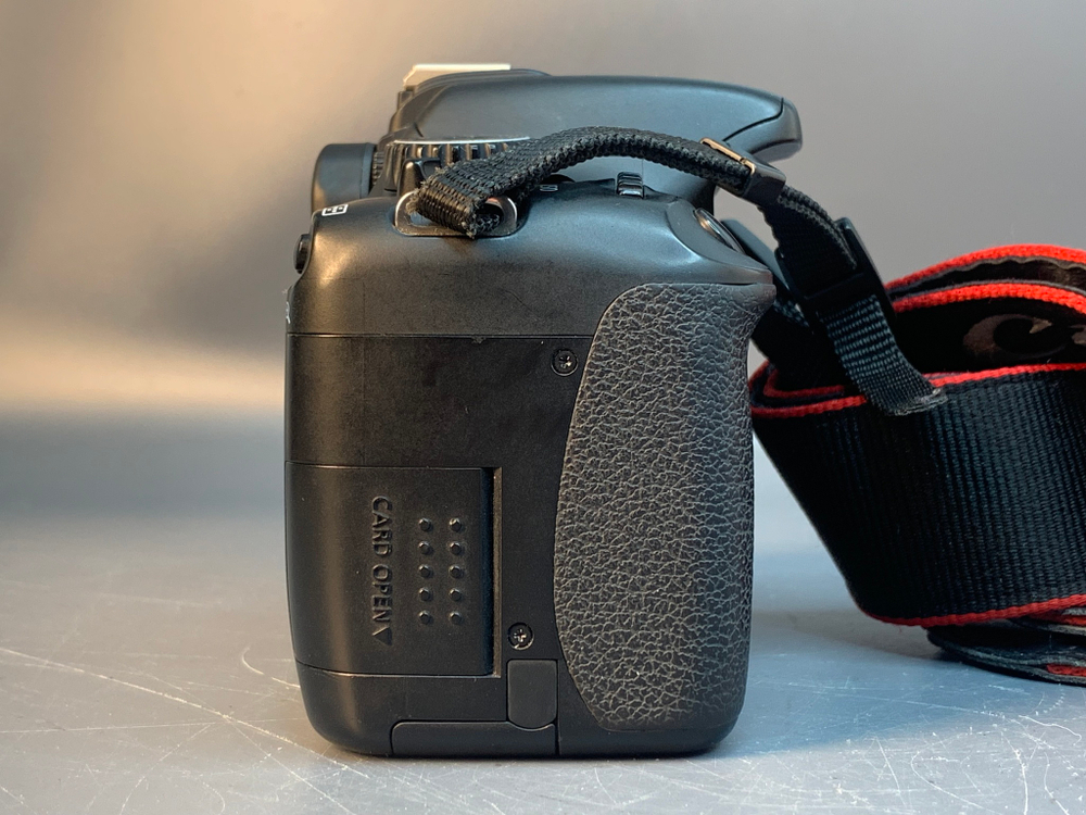 Canon 550D Body 52886 Кадров