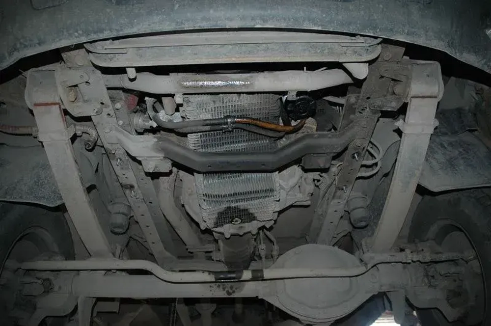Защита картера двигателя (2,5 мм, сталь) для GAZ Соболь 2012- (V = 2.8 MT 4WD) Sheriff.27.2584