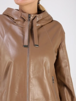 Кожаная куртка демисезонная с капюшоном
