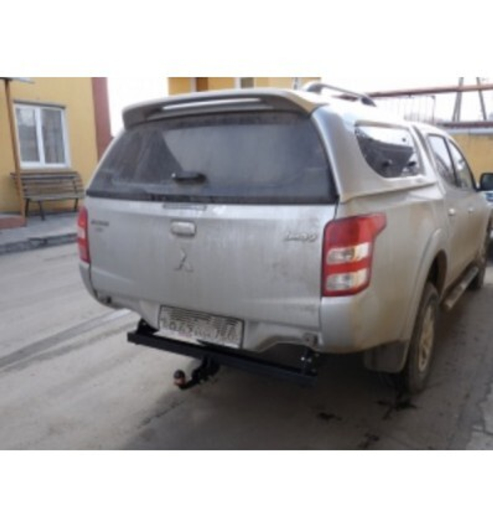 Фаркоп AvtoS MI 28 на Mitsubishi L200 2006-2015 (паспорт и сертификат в комплекте)(без электрики)