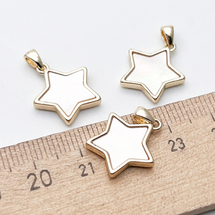 Подвеска Звезда, цвет золото, перламутр, размер 16*15 мм + бейл 5,5 мм, цена за 1 шт