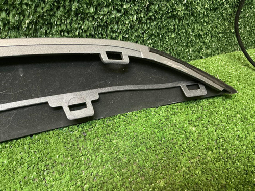 Накладка решетки радиатора Faw Bestune B70 (20-нв)