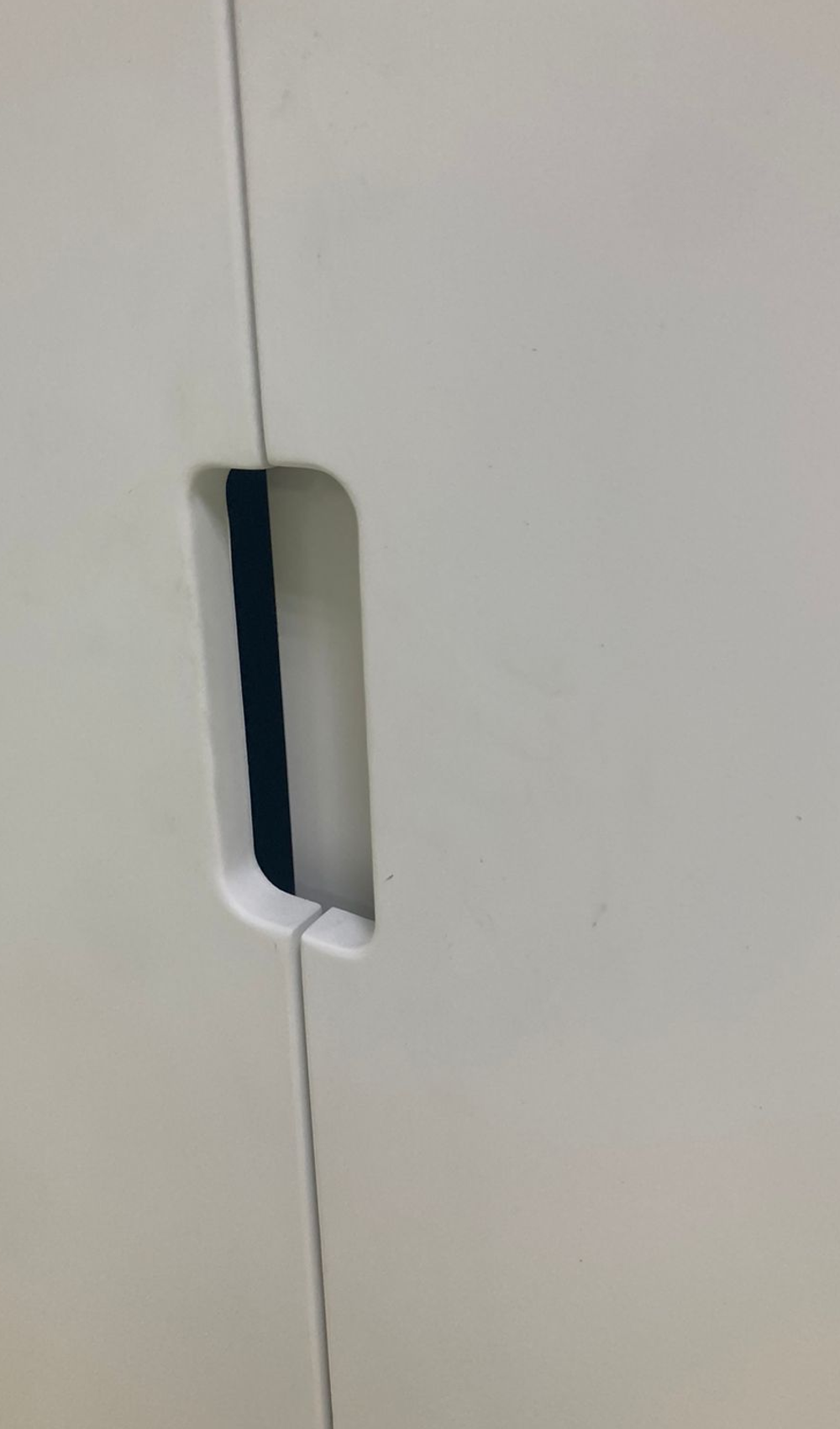 Шкаф 2-х дверный 1000 МДФ белый/белый