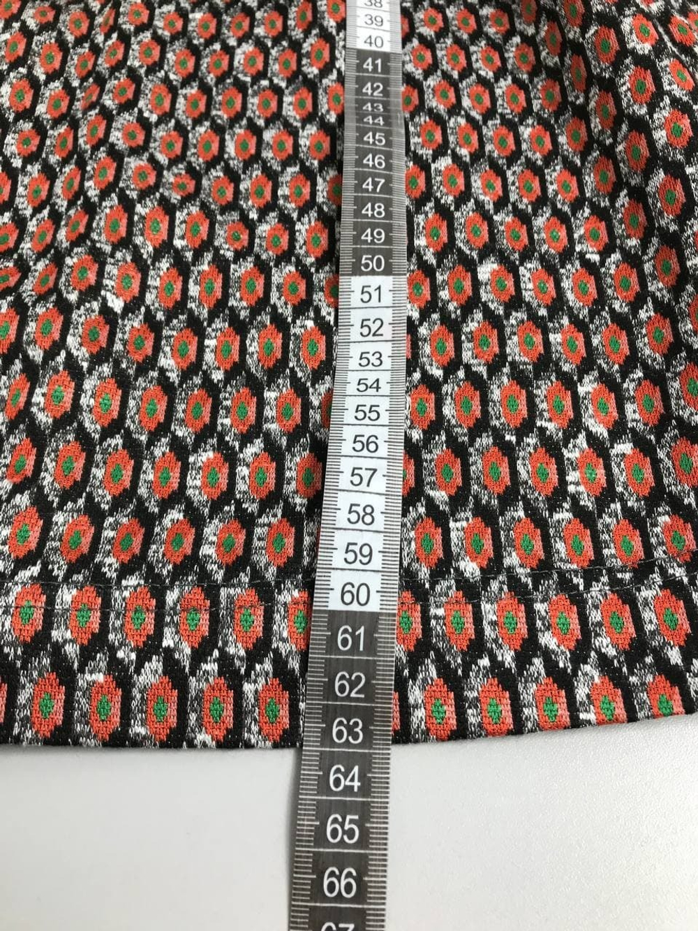 Свитер с принтом 42 размер, новый