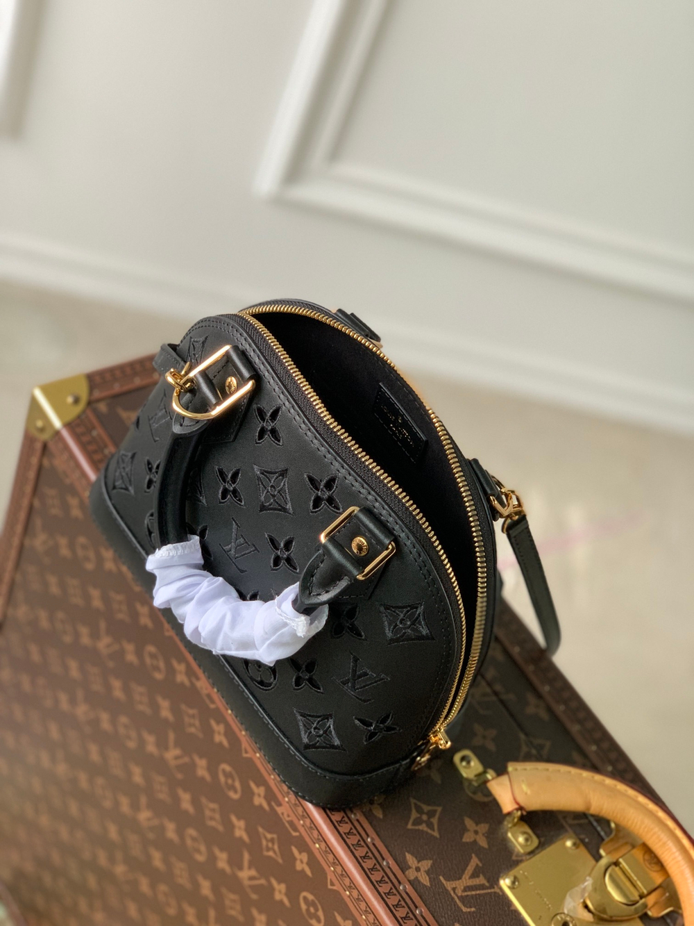 Louis Vuitton Alma BB
