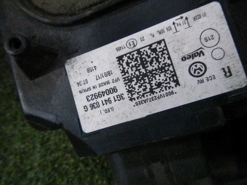 Битая Фара правая VW Passat B8 (2014-2020) LED
