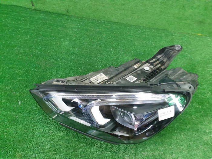 Фара левая Mercedes GLE V167 (18-24) Multibeam LED
