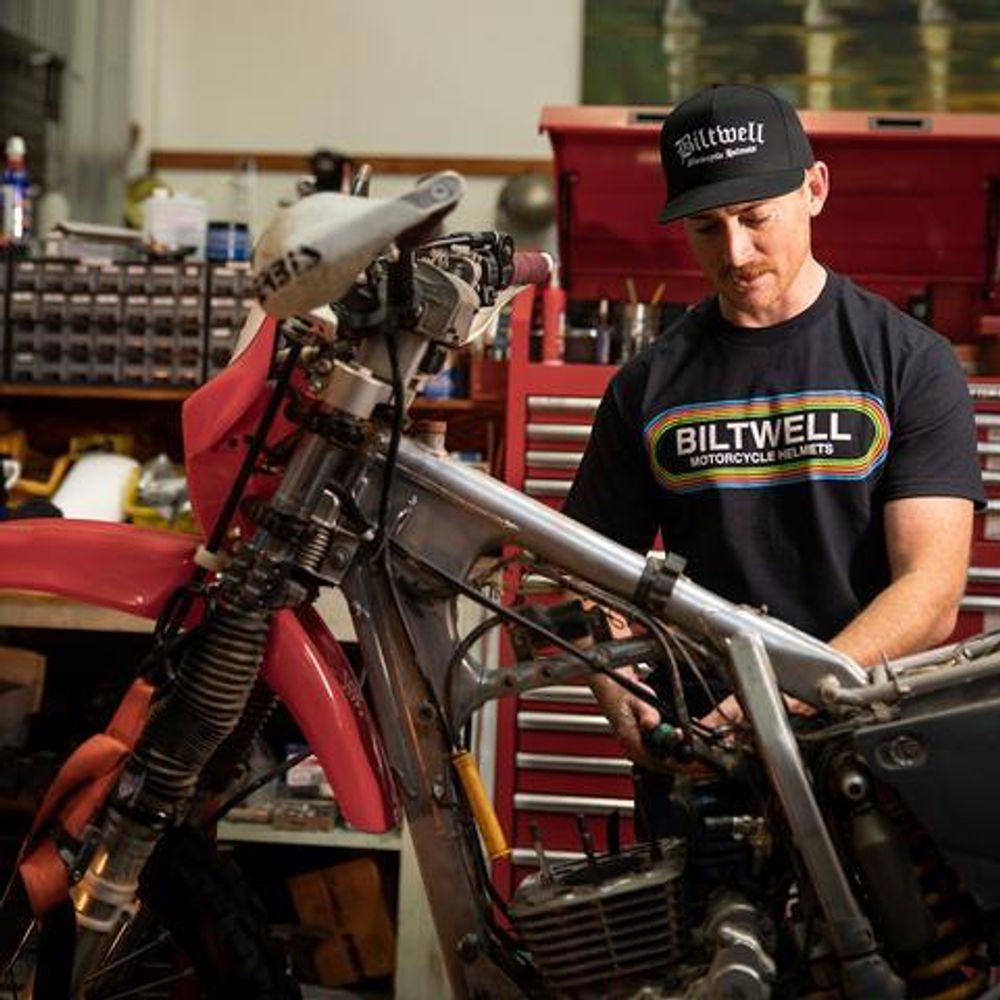 Rock n' Roll / Черный