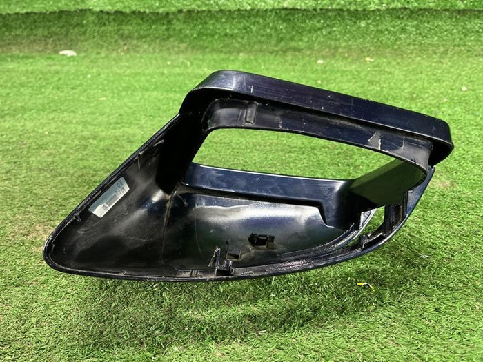 Крышка зеркала правая Mercedes M GLE W166 (11-18)