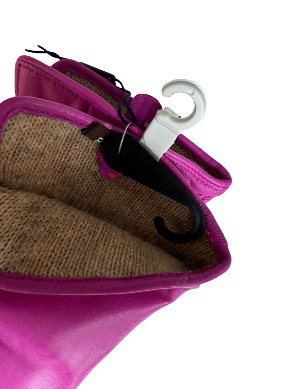 Перчатки. Женские. Материал верха: Кожаные. Люкс качества. Подклад: Трикотаж-шерсть. В упаковке 5 шт.