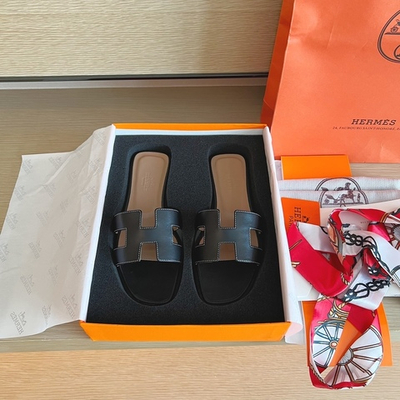 Hermes Oran Sandal