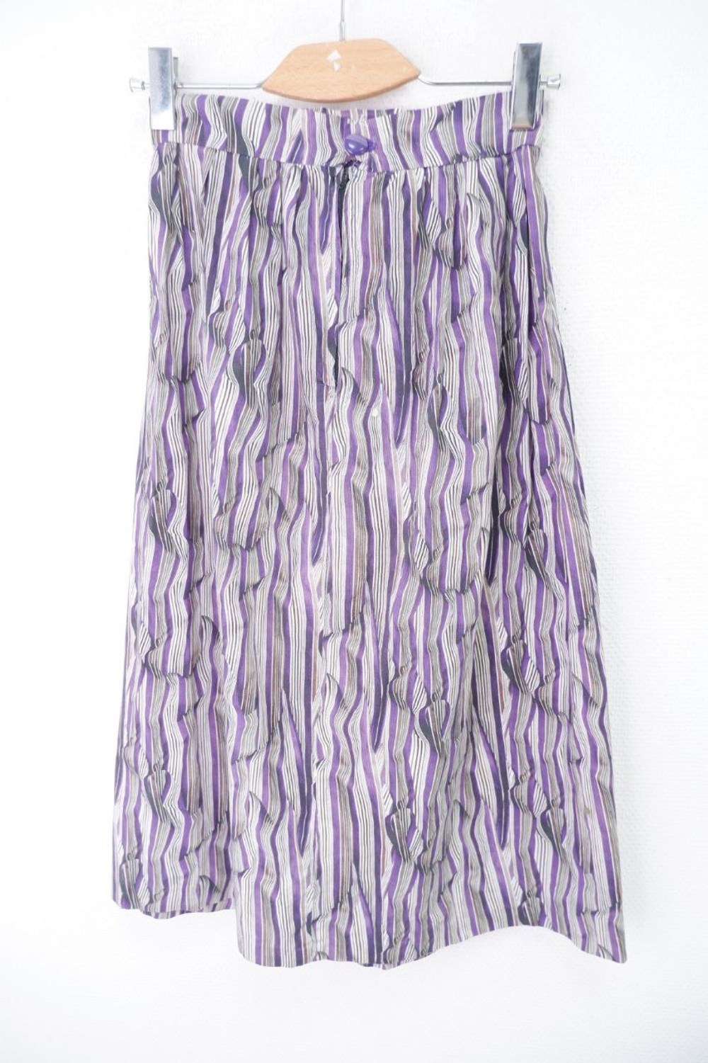 Юбка в разноцветную полоску 44 размер