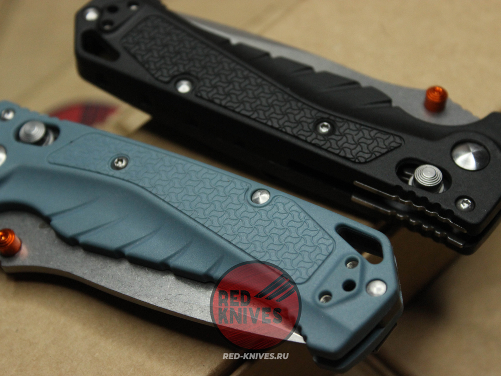 Нож Benchmade 180605 Adira Mini - синяя рукоять