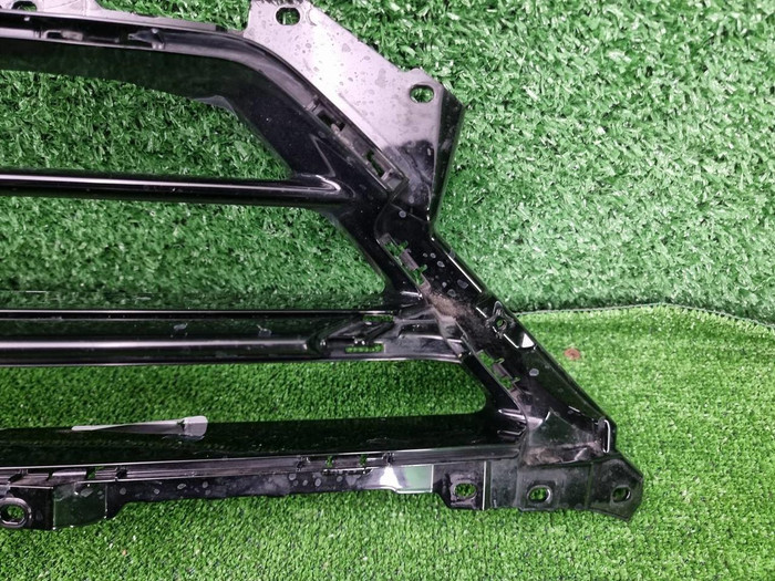 Решетка радиатора Lamborghini Urus (2022-н.в.)