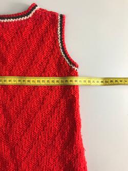 Жилетка вязаная, визуально на 5/6 лет
