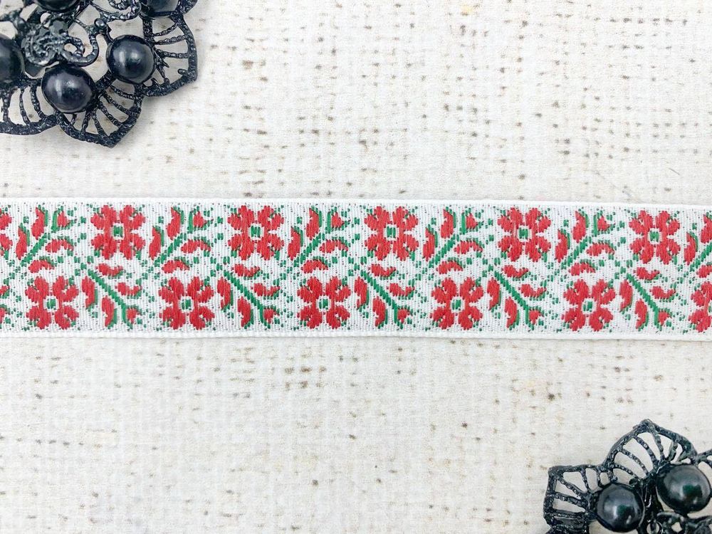 Тесьма жаккард, ш. 2,4 см