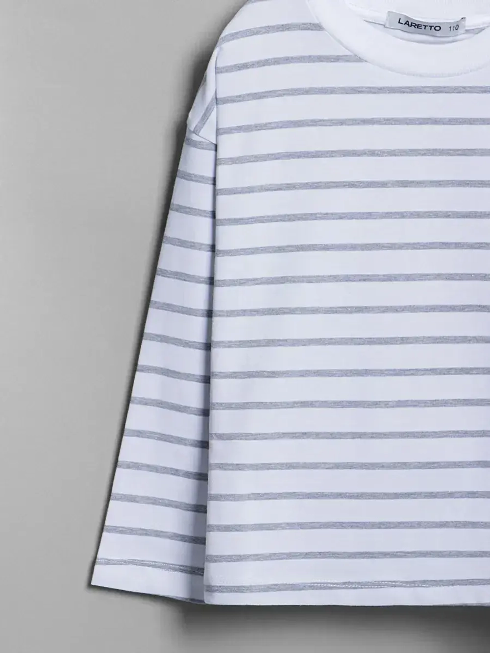 Лонгслив для девочки осенний