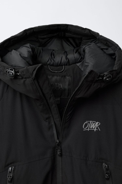 ZARA СТЕГАНАЯ КУРТКА НА МОЛНИИ, ЧЕРНЫЙ