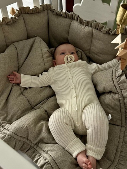 Комбинезон вязаный экрю