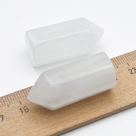 Белый кварц, кристалл, размер около 37*15 мм, цена за 1 шт