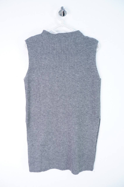 Жилетка Ostin вязаная, маркировка XS, визуально на 42 размер