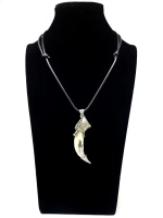 Кулон оберег амулет Настоящий Волчий Клык Зуб Волка талисман