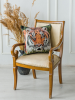 Гобеленовая наволочка для декоративной подушки Охотник 47х47