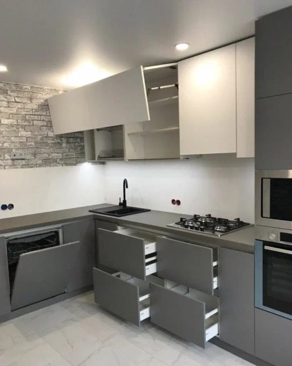 Примеры современных дизайнов кухонь из интернета