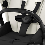 Коляска Cybex Priam IV Matt Black complete Aton S2 Moon Black Base One 4 в 1 Off White