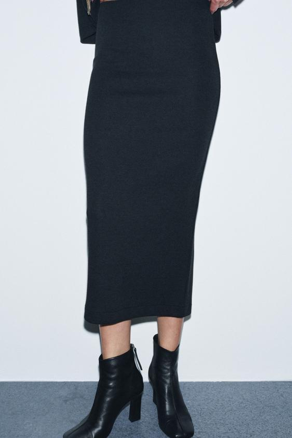 ZARA ЮБКА МИДИ ИЗ МЯГКОЙ ТКАНИ, ЧЕРНЫЙ МЕЛАНЖ