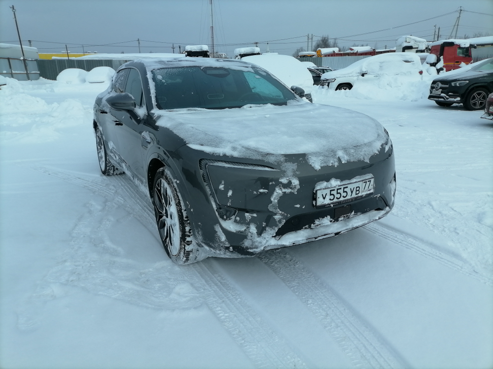 AVATR 11 Long Range Dual Motor AT 4WD Luxury Edition (578 л.с.)