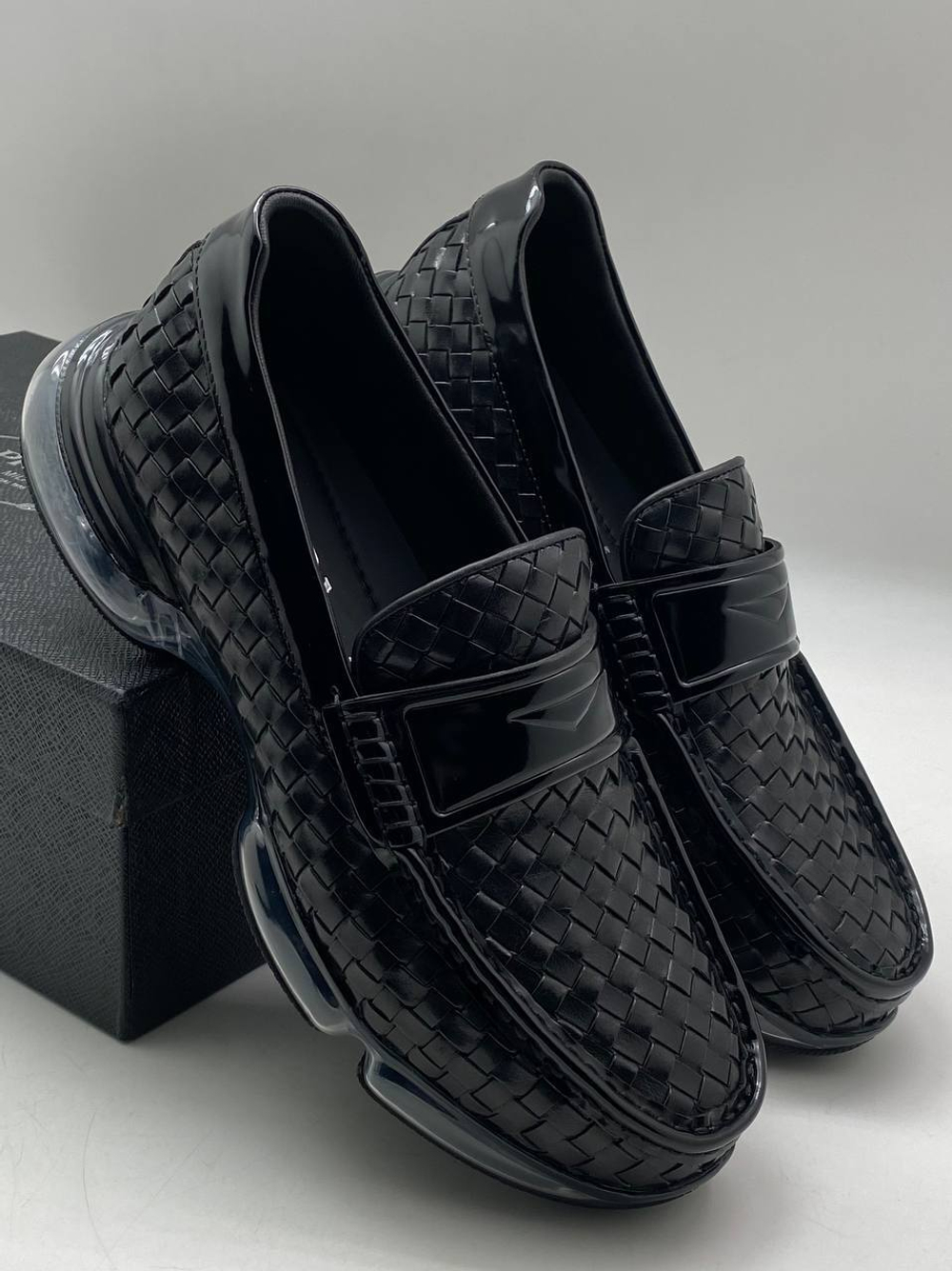 Лоферы Prada