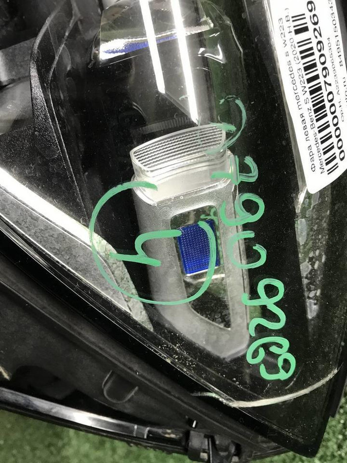 Фара левая Mercedes S W223 (20-нв) Digital Light