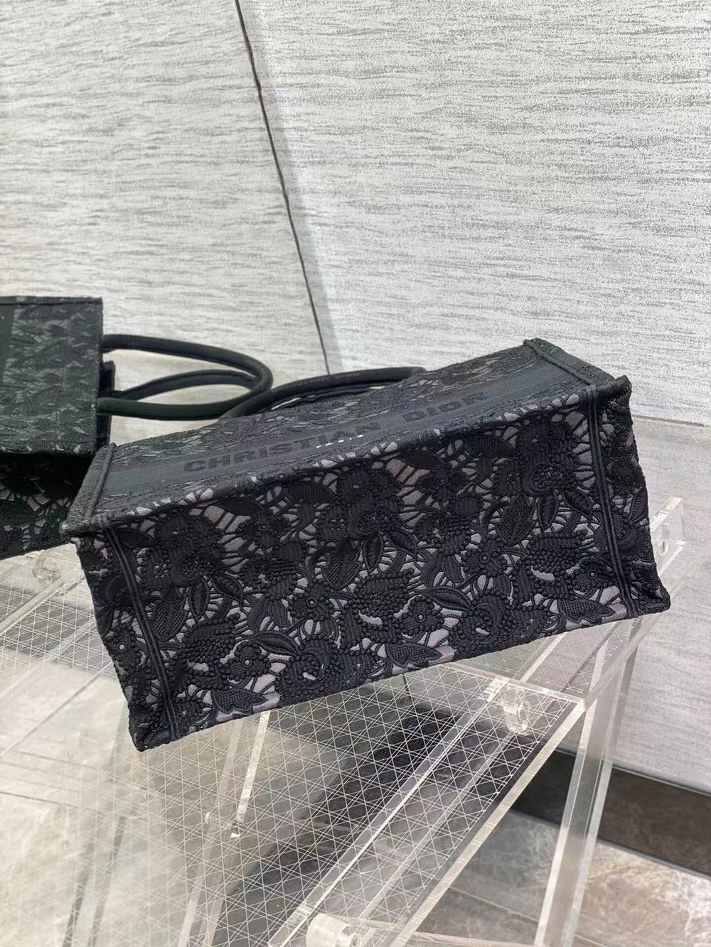 Christian Dior Book Tote 36 cm
