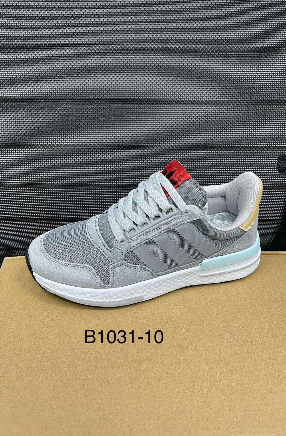 Кроссовки по 8 пар (36-41)р. / B1031/10