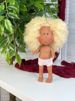 Кукла Nines виниловая 30см MIA LATINA без одежды (3000WL8A1)