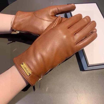 Перчатки CHANEL