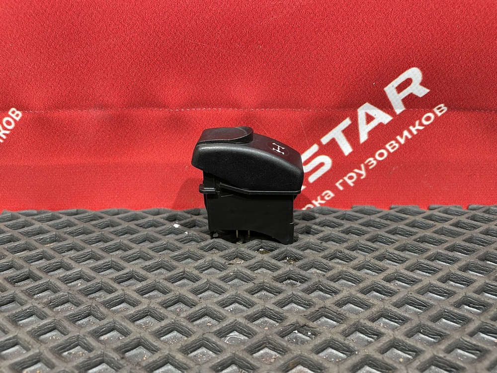 Кнопка блокировки дифференциала