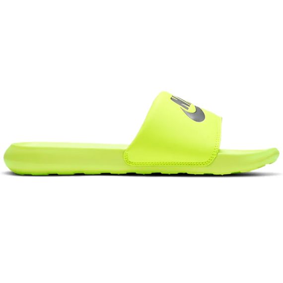 Nike Victori One 'Fluorescent Green'