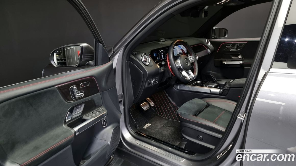 Mercedes-Benz GLB-Class X247 AMG GLB35 4MATIC (06.2022)