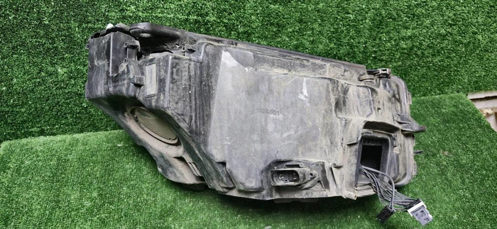 Фара левая Mercedes GLC X253 (2019-2022) LED