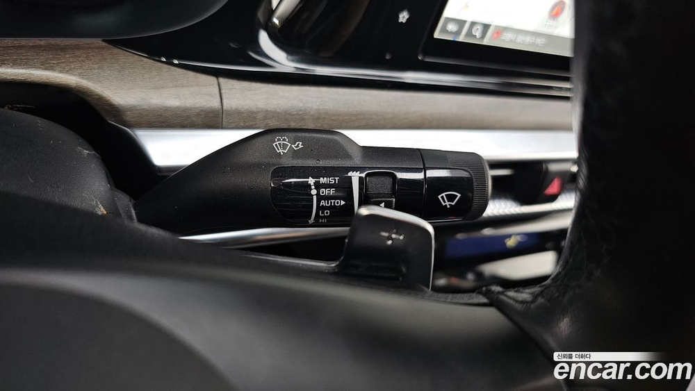 Kia K5 (Optima) 3 Generation 2.0 (09.2021)