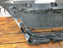 Кронштейн решетки радиатора Peugeot 3008 2 16-20 Б/У Оригинал 9814278877